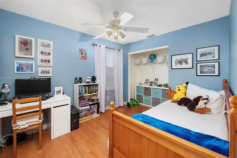 1291 NW 192nd Way Pembroke Pines FL 33029