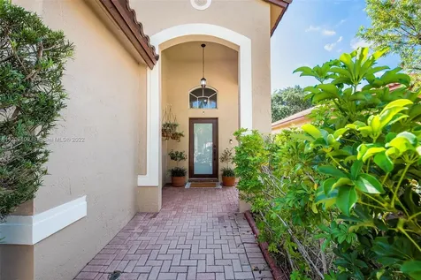 1291 NW 192nd Way Pembroke Pines FL 33029