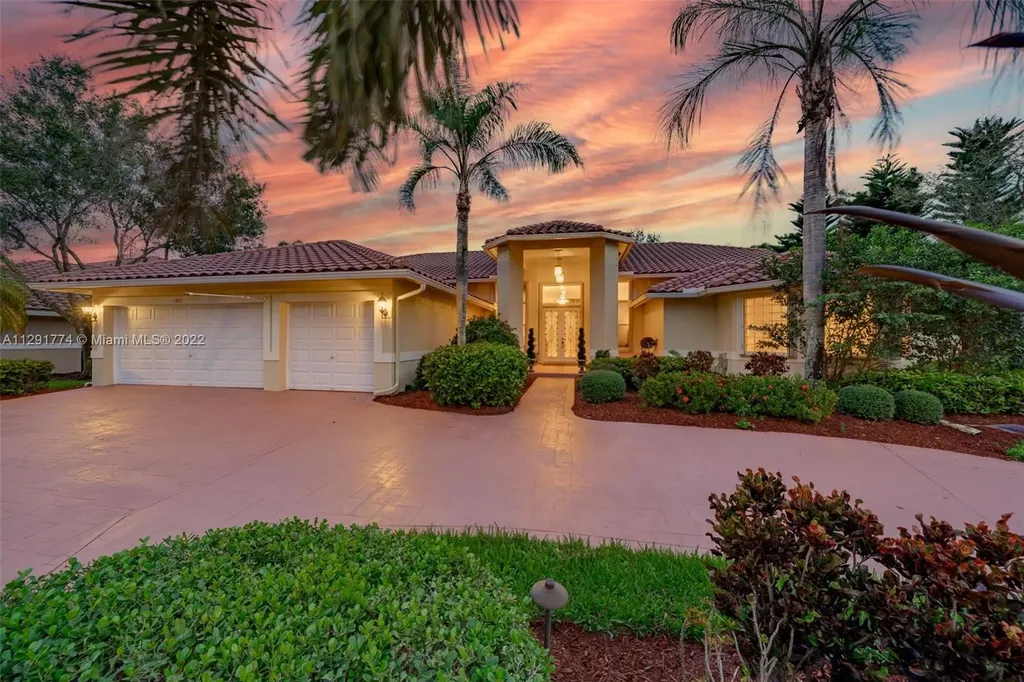 1821 Eagle Trace Boulevard W Coral Springs FL 33071