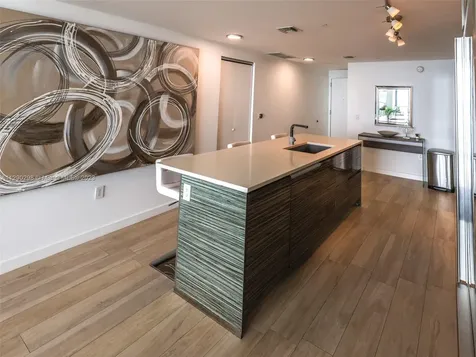 460 NE 28th Street Miami FL 33137