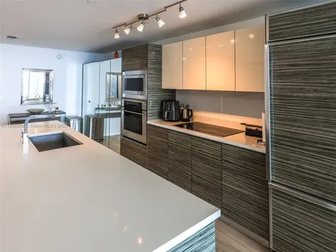 460 NE 28th Street Miami FL 33137