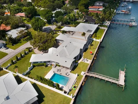 9767 NE 13th Avenue Miami Shores FL 33138