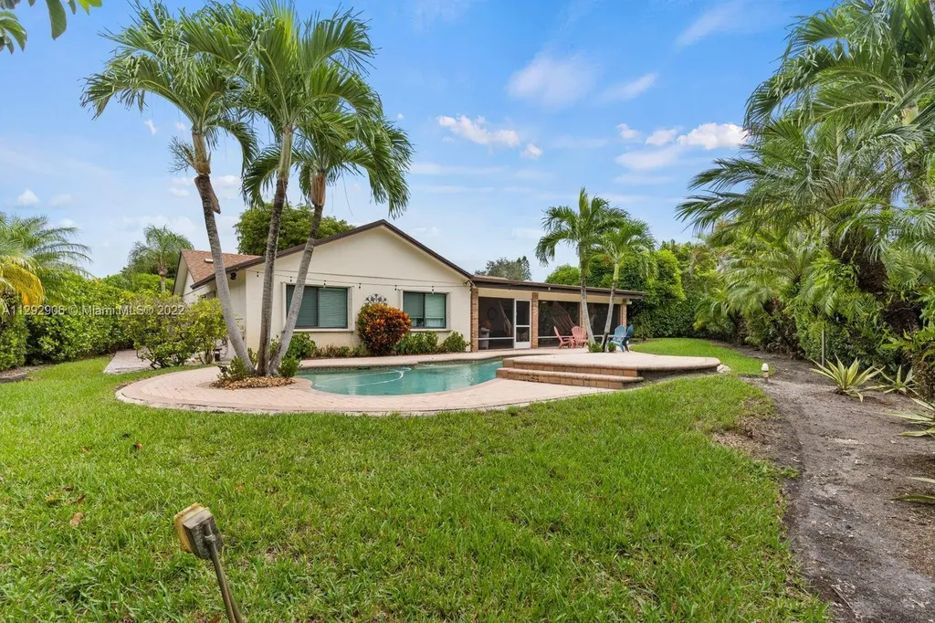 11410 SW 118th Street Miami FL 33176