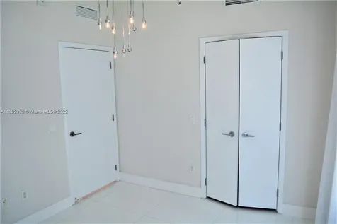 6899 Collins Avenue Miami Beach FL 33141