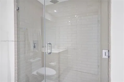 4010 S Ocean Drive Hollywood FL 33019