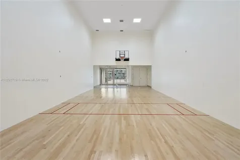 4010 S Ocean Drive Hollywood FL 33019