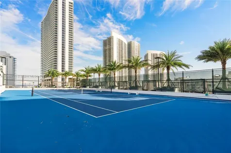 4010 S Ocean Drive Hollywood FL 33019