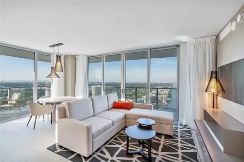 4010 S Ocean Drive Hollywood FL 33019