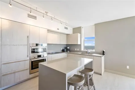 4010 S Ocean Drive Hollywood FL 33019