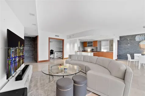400 Alton Road Miami Beach FL 33139