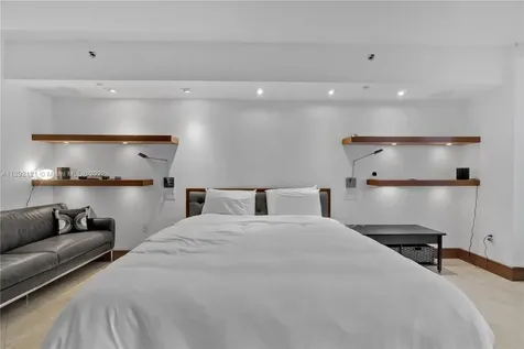 400 Alton Road Miami Beach FL 33139