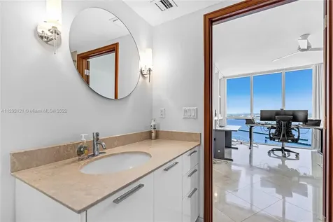 400 Alton Road Miami Beach FL 33139