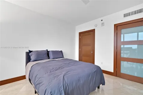 400 Alton Road Miami Beach FL 33139