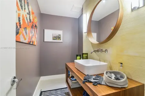 2140 NE 190th Terrace North Miami Beach FL 33179