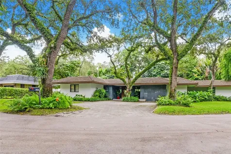 2140 NE 190th Terrace North Miami Beach FL 33179