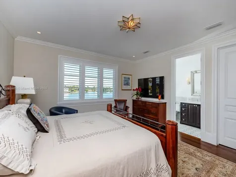 555 Reinante Avenue Coral Gables FL 33156