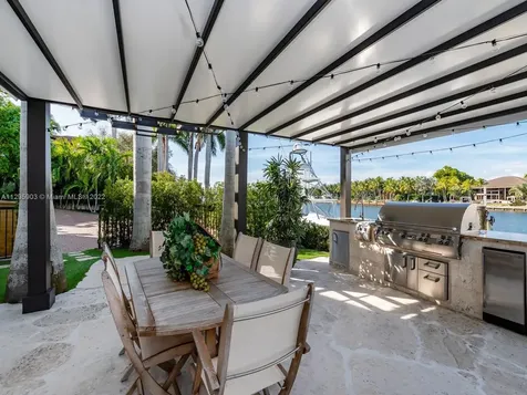 555 Reinante Avenue Coral Gables FL 33156