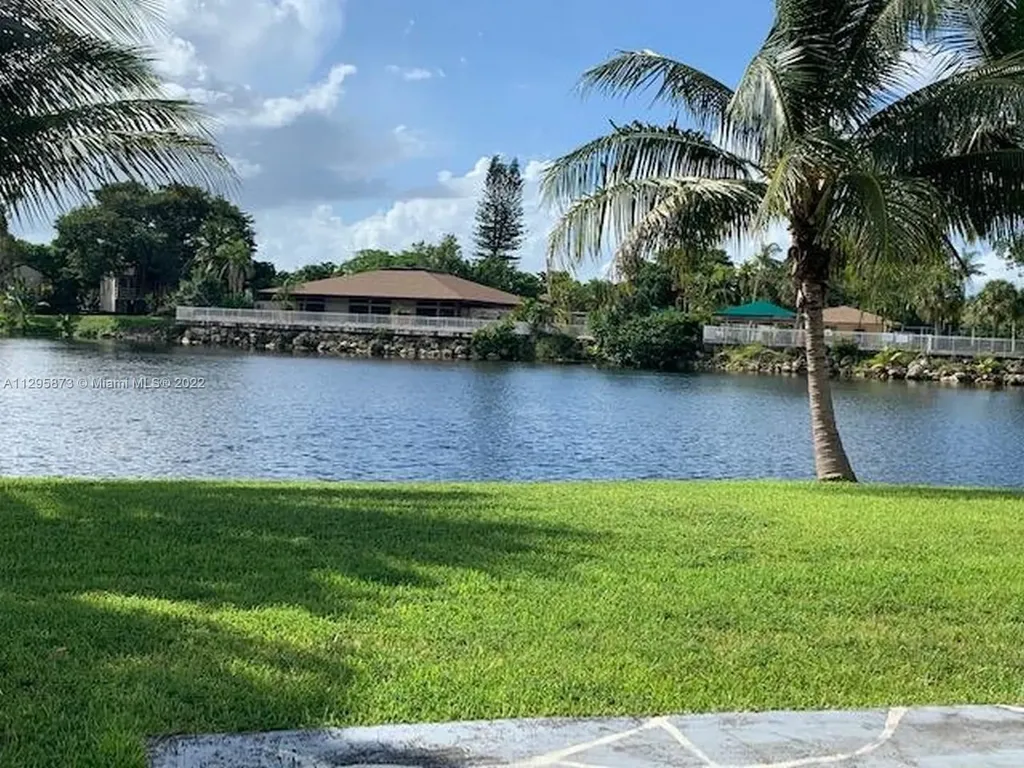 11145 SW 70th Terrace Miami FL 33173