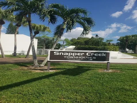 11145 SW 70th Terrace Miami FL 33173