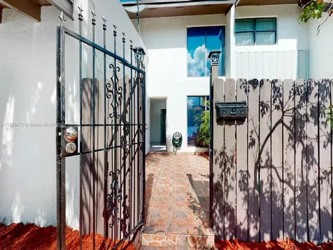 11145 SW 70th Terrace Miami FL 33173