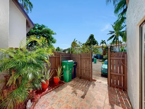 11145 SW 70th Terrace Miami FL 33173