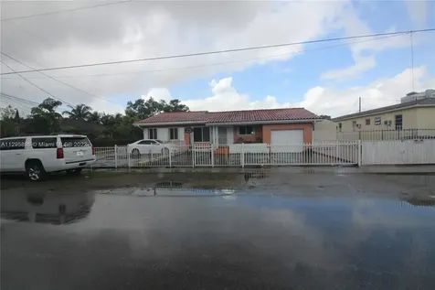 1030 SW 24th Avenue Miami FL 33135