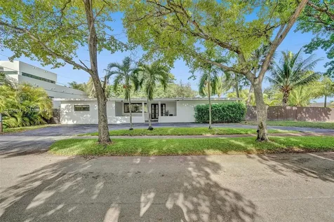 19401 NE 22nd Road North Miami Beach FL 33179