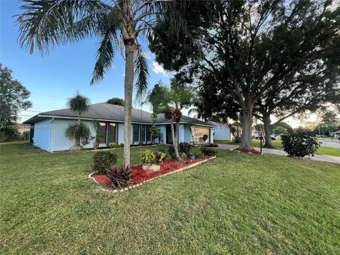 1921 SW Hickock Terrace Port St. Lucie FL 34953