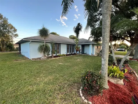 1921 SW Hickock Terrace Port St. Lucie FL 34953