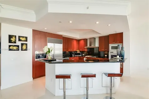 6000 Island Boulevard Aventura FL 33160