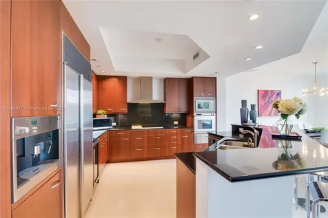 6000 Island Boulevard Aventura FL 33160