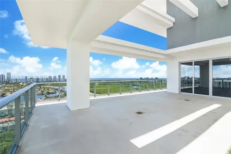 16385 Biscayne Boulevard North Miami Beach FL 33160