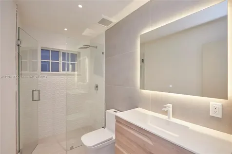 4300 Monserrate Street Coral Gables FL 33146