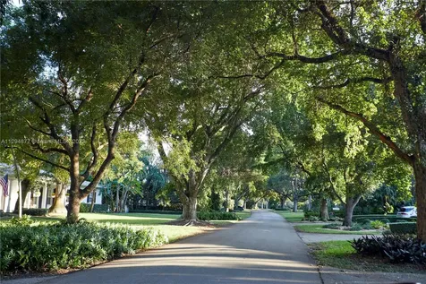 4300 Monserrate Street Coral Gables FL 33146