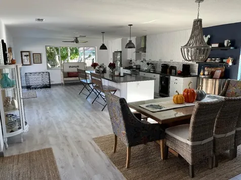 7521 SW 5th Street Plantation FL 33317