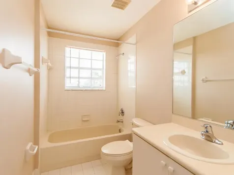 2570 NW 112th Avenue Coral Springs FL 33065