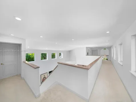 10151 SW 57th Court Pinecrest FL 33156