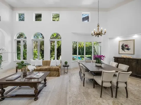 10151 SW 57th Court Pinecrest FL 33156