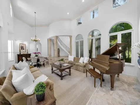 10151 SW 57th Court Pinecrest FL 33156