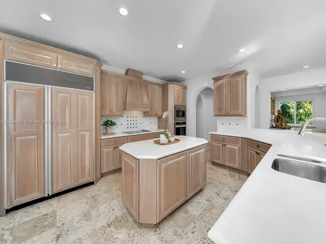 10151 SW 57th Court Pinecrest FL 33156