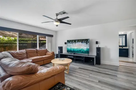 16710 Sapphire Court Weston FL 33331