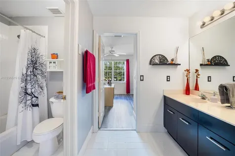 16710 Sapphire Court Weston FL 33331