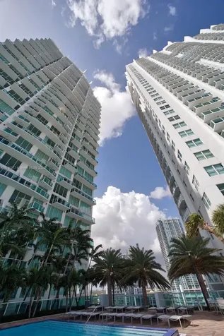 41 SE 5th Street Miami FL 33131