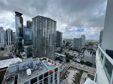 41 SE 5th Street Miami FL 33131