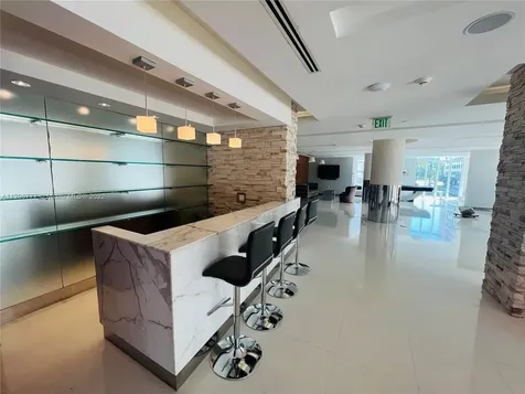 41 SE 5th Street Miami FL 33131