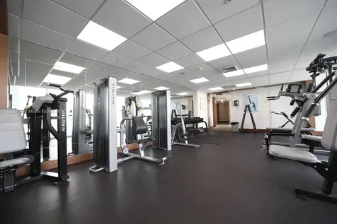 41 SE 5th Street Miami FL 33131