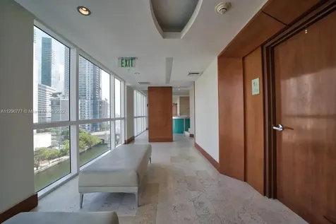 41 SE 5th Street Miami FL 33131