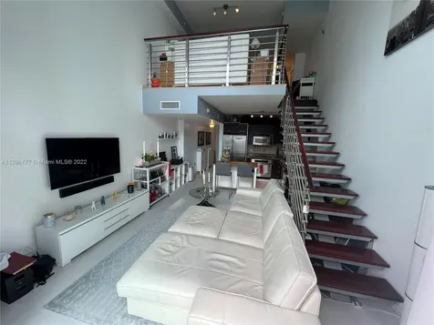 41 SE 5th Street Miami FL 33131