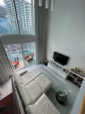 41 SE 5th Street Miami FL 33131