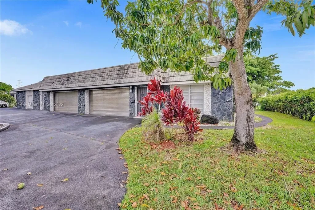 4606 Bayberry Lane Tamarac FL 33319